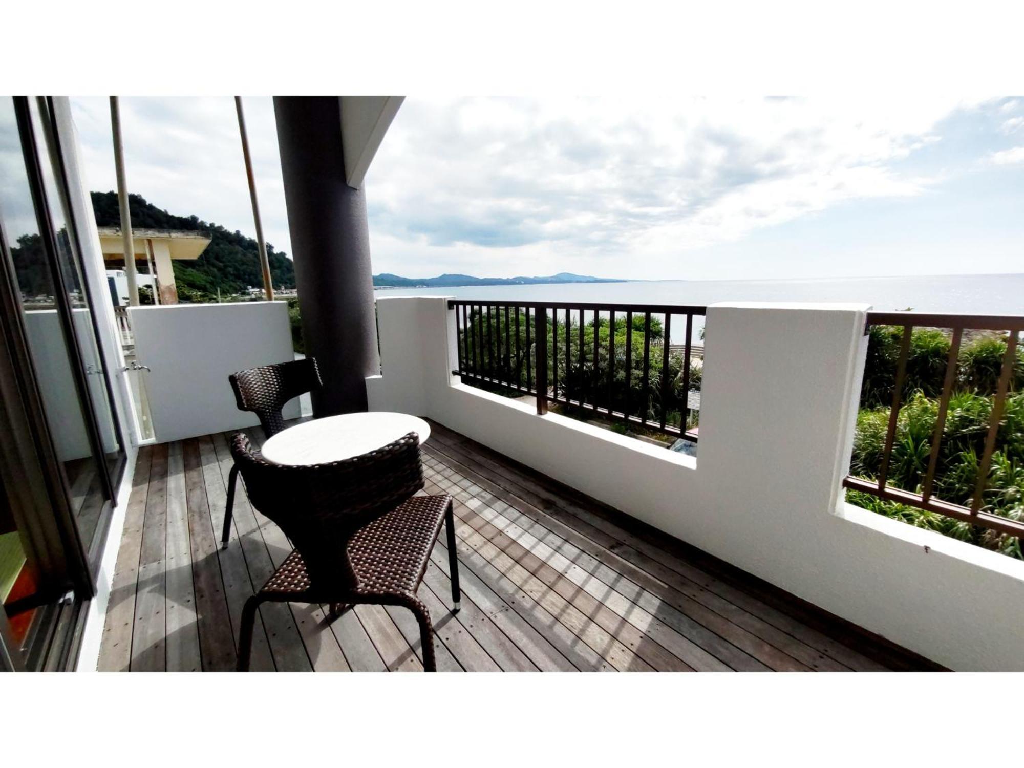 Kariyushi Condominium Resort Sea Side House Nago Bagian luar foto