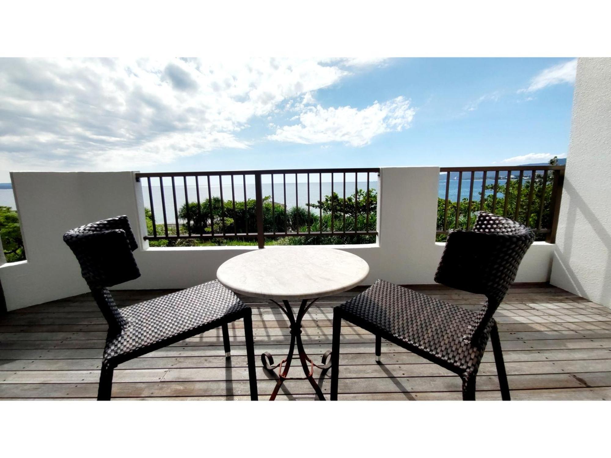 Kariyushi Condominium Resort Sea Side House Nago Bagian luar foto