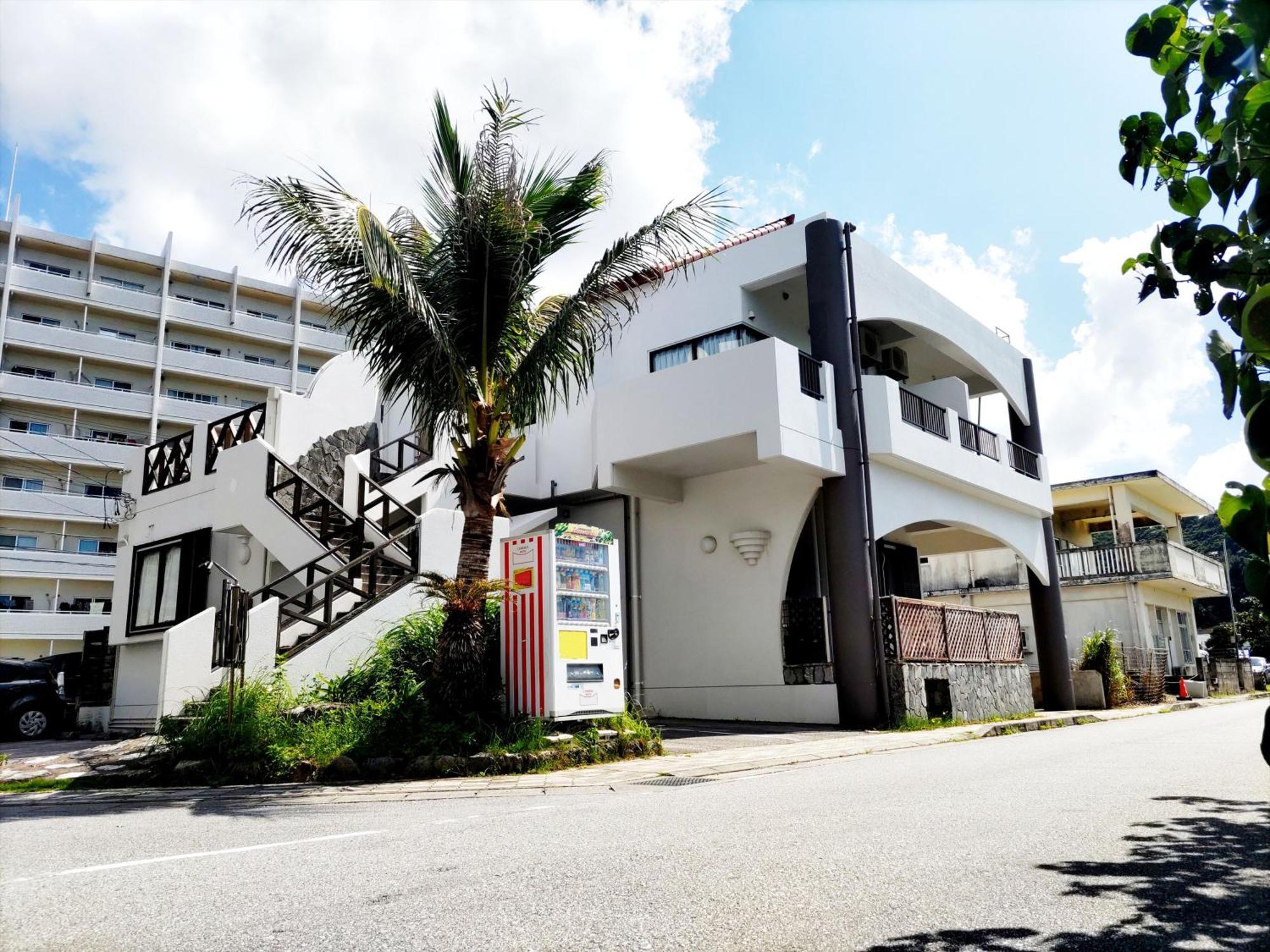 Kariyushi Condominium Resort Sea Side House Nago Bagian luar foto