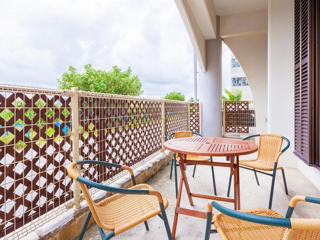 Kariyushi Condominium Resort Sea Side House Nago Bagian luar foto
